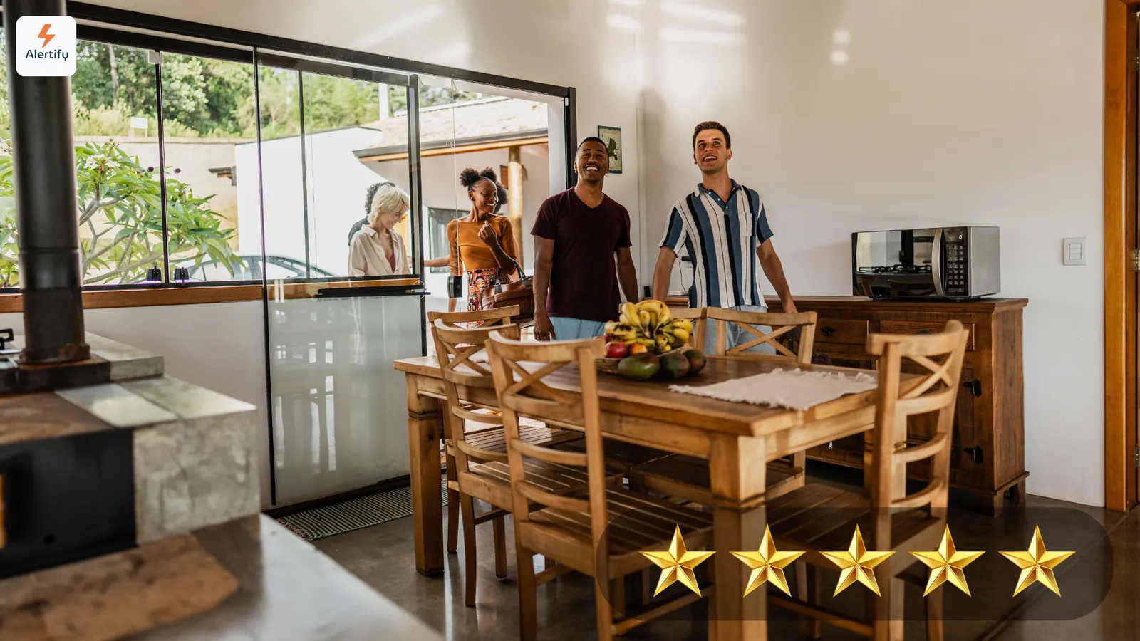 Πώς να πετύχετε κριτικές 5 αστέρων στο Airbnb: Οδηγός οικοδεσπότη